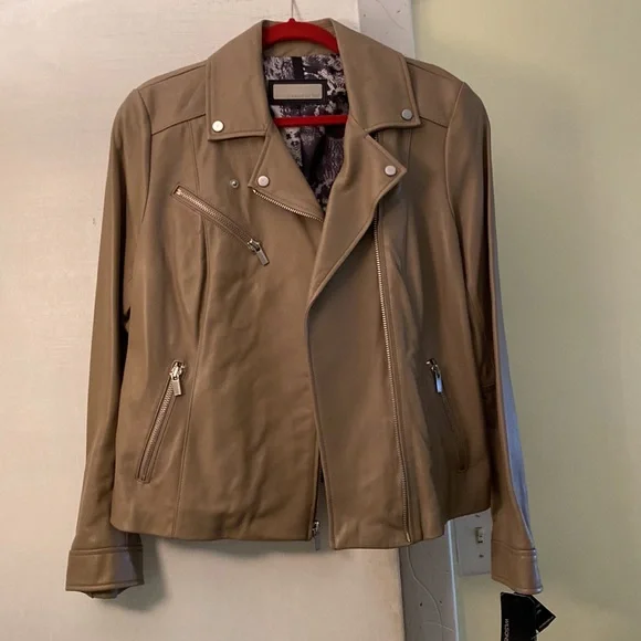 Wilson’s 💯Genuine Taupe Leather Moto Gorgeous Lining Logo Jacket New With Tags
